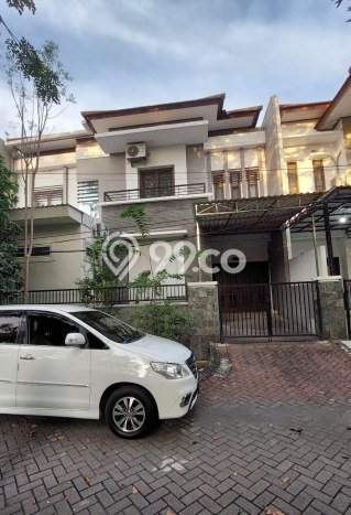 SPECIAL PRICE! Rumah di Surabaya Kota, 3 KT, Akses Mudah Pusat Kota, LT 187m2m² Bangunan 187m2m² SPECIAL PRICE! Rumah di Surabaya Kota, 3 KT, Akses Mudah Pusat Kota, LT 187m2m² Bangunan 187m2m²