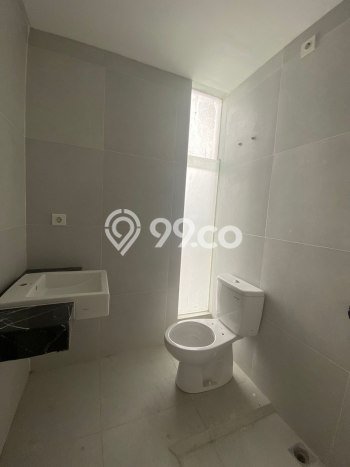 Rumah area Citraland, 3 KT, Lingkungan Asri, Luas 60m² Bangunan 73m² Rumah area Citraland, 3 KT, Lingkungan Asri, Luas 60m² Bangunan 73m²