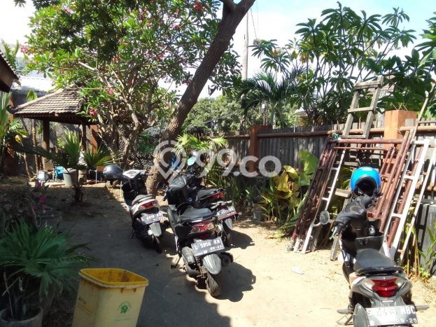 Rumah Nyaman di , Surabaya, LT 485m2m² Bangunan 180m2m² Rumah Nyaman di , Surabaya, LT 485m2m² Bangunan 180m2m²