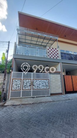Rumah Siap Huni di , Surabaya, LT 60m2m² Bangunan 110m2m² Rumah Siap Huni di , Surabaya, LT 60m2m² Bangunan 110m2m²