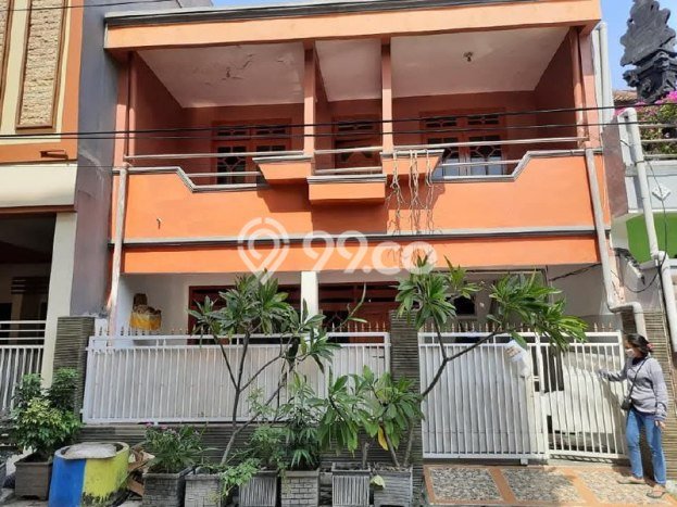 Rumah di Surabaya Kota, Akses ke Sekolah, LT 140m² Rumah di Surabaya Kota, Akses ke Sekolah, LT 140m²