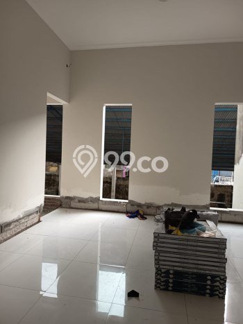 Kesempatan Memiliki Rumah 3 Kamar Tidur dan 3 Kamar Mandi di Lokasi Strategis , Surabaya Kesempatan Memiliki Rumah 3 Kamar Tidur dan 3 Kamar Mandi di Lokasi Strategis , Surabaya