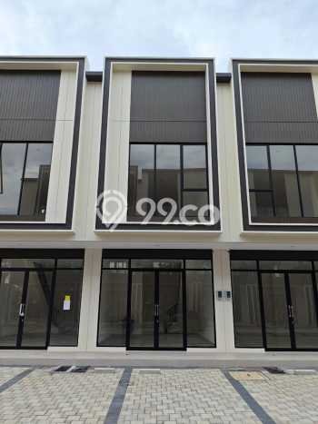 Ruko Area Komersial di Gading Serpong, Luas 81m², Ready Operasi Ruko Area Komersial di Gading Serpong, Luas 81m², Ready Operasi