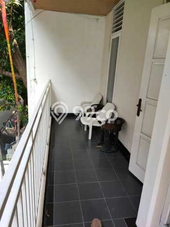Disewakan! Rumah 5 Kamar Tidur &
4 Kamar Mandi di Rawamangun, Jakarta Timur Disewakan! Rumah 5 Kamar Tidur &
4 Kamar Mandi di Rawamangun, Jakarta Timur