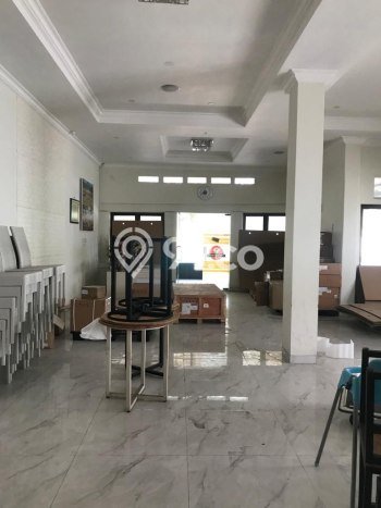 Ruko Dijual Lokasi Stratagis di Genteng Surabaya Cocok untuk Investasi Ruko Dijual Lokasi Stratagis di Genteng Surabaya Cocok untuk Investasi