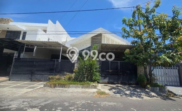 Rumah Luxury Dijual di Surabaya Fasilitas Premium Rumah Luxury Dijual di Surabaya Fasilitas Premium
