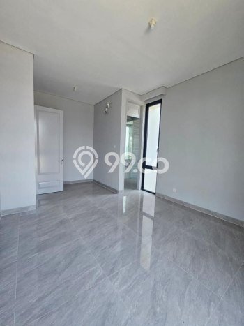 Rumah Area Strategis di , Surabaya, LT 216m2m² LB 267m2m² Rumah Area Strategis di , Surabaya, LT 216m2m² LB 267m2m²