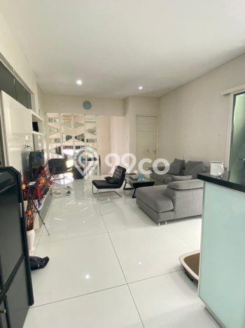 HARGA TERBAIK! Rumah Berkualitas area , Luas 343m2m² LB 850m2m² HARGA TERBAIK! Rumah Berkualitas area , Luas 343m2m² LB 850m2m²