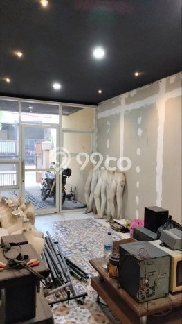 Jual Segera Rumah 3 KT 1 KM di Kawasan Komersial Rungkut, Surabaya Jual Segera Rumah 3 KT 1 KM di Kawasan Komersial Rungkut, Surabaya