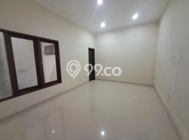 Unit Ruko Dijual di Surabaya LT 415m2 & LB 900m2 Unit Ruko Dijual di Surabaya LT 415m2 & LB 900m2