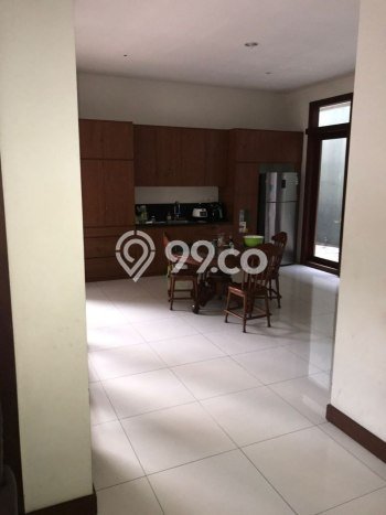 Rumah Kawasan , Luas 659m2m², Bangunan 527m2m² Rumah Kawasan , Luas 659m2m², Bangunan 527m2m²