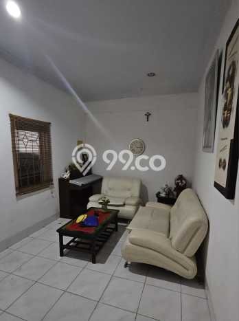 Ready to Use! Luxury House LT 134m2 Desain Elegan di Kuningan Ready to Use! Luxury House LT 134m2 Desain Elegan di Kuningan