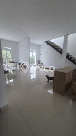 Hunian Eksklusif Siap Huni LT 290m2 di Cimenyan, Bandung Hunian Eksklusif Siap Huni LT 290m2 di Cimenyan, Bandung