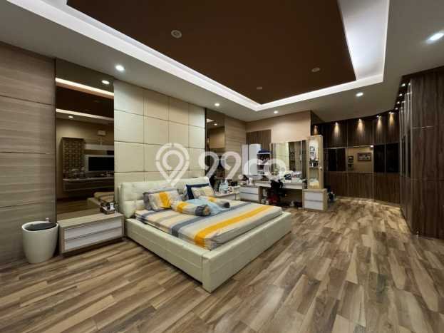 Ready to Use! Premium House LT 290m2 Desain Elegan di Kota Baru Parahyangan Ready to Use! Premium House LT 290m2 Desain Elegan di Kota Baru Parahyangan