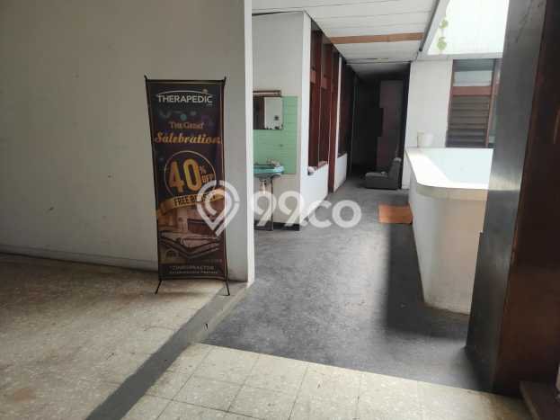 Untuk Dijual! Ruko di Sudirman Bandung LT 280m2 / LB 729m2 Kawasan Strategis Untuk Dijual! Ruko di Sudirman Bandung LT 280m2 / LB 729m2 Kawasan Strategis