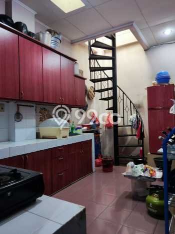 Dijual Rumah 5 Kamar Lokasi Ideal Bagus dan Strategis di Rawalumbu Dijual Rumah 5 Kamar Lokasi Ideal Bagus dan Strategis di Rawalumbu