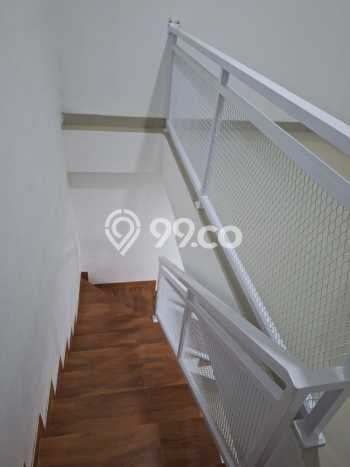 Rumah Strategis Modern Lb 100m2 di Bekasi Utara, Bekasi Rumah Strategis Modern Lb 100m2 di Bekasi Utara, Bekasi