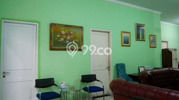 Hunian Elit LB 283m2 Siap Pakai Desain Elegan di Pondok Kelapa, Jakarta Timur Hunian Elit LB 283m2 Siap Pakai Desain Elegan di Pondok Kelapa, Jakarta Timur
