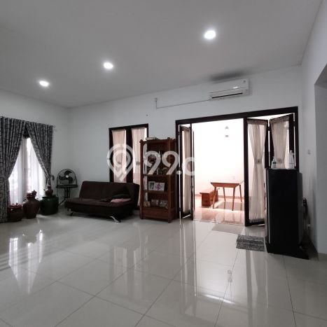 Hunian Mewah LB 177m2 Siap Huni Desain Elegan di Harapan Indah, Bekasi Hunian Mewah LB 177m2 Siap Huni Desain Elegan di Harapan Indah, Bekasi
