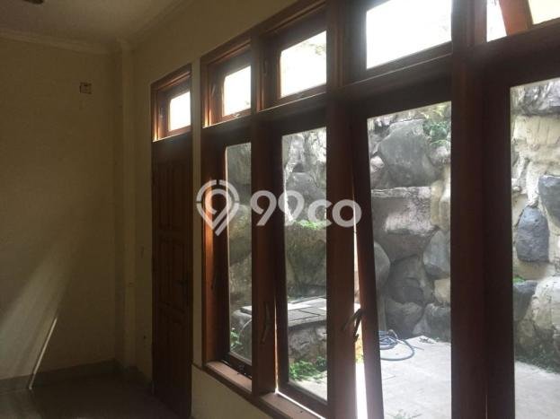 Siap Huni Rumah Mewah 5 Kamar di Cempaka Putih Dekat ke Mana Saja Siap Huni Rumah Mewah 5 Kamar di Cempaka Putih Dekat ke Mana Saja