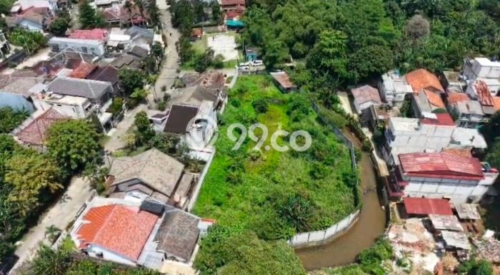 Lahan Dijual Lokasi Strategis di Depok dengan Luas 2000m2 Lahan Dijual Lokasi Strategis di Depok dengan Luas 2000m2