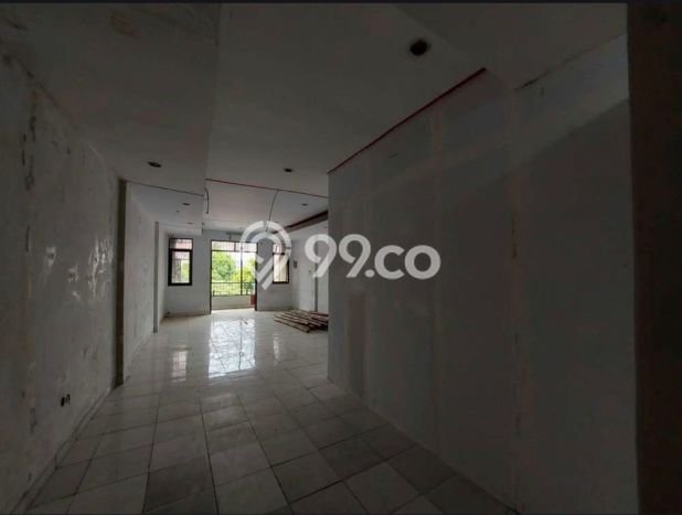 Unit Ruko Dijual di Jakarta Pusat LT 135m2 & LB 198m2 Unit Ruko Dijual di Jakarta Pusat LT 135m2 & LB 198m2