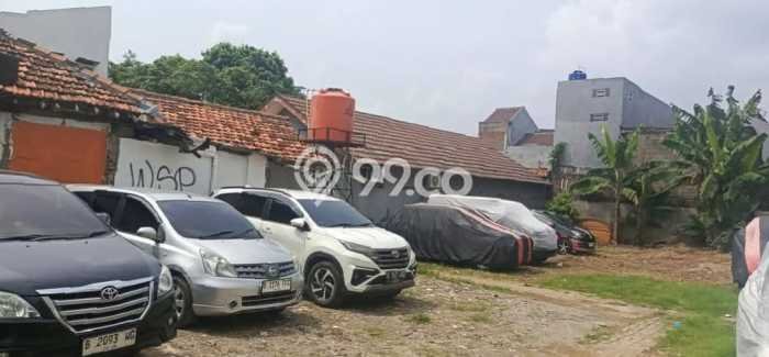 Siap Huni Hunian Elit 10 Kamar di Kebon Jeruk Dekat ke Mana Pun Siap Huni Hunian Elit 10 Kamar di Kebon Jeruk Dekat ke Mana Pun
