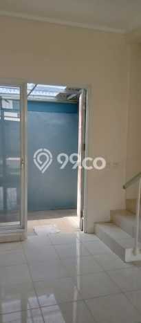 Rumah Strategis Modern Lb 100m2 di Setu, Tangerang Selatan Rumah Strategis Modern Lb 100m2 di Setu, Tangerang Selatan
