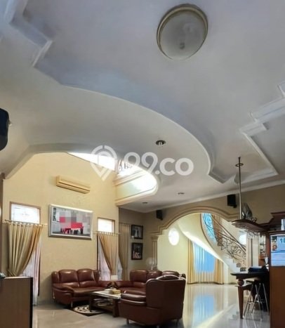 Siap Huni Hunian Elit 6 Kamar di Cengkareng Dekat ke Mana Pun Siap Huni Hunian Elit 6 Kamar di Cengkareng Dekat ke Mana Pun