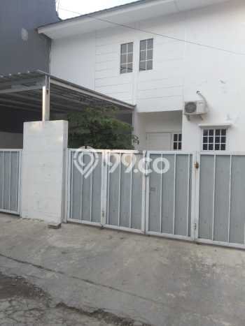 Rumah di Bekasi Kondisi Baik Minimalis Dekat Fasilitas Publik Rumah di Bekasi Kondisi Baik Minimalis Dekat Fasilitas Publik