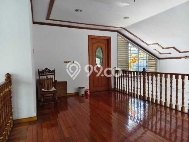 Dijual Rumah Mewah Exclusive di Duren Sawit, Jakarta Timur Dijual Rumah Mewah Exclusive di Duren Sawit, Jakarta Timur