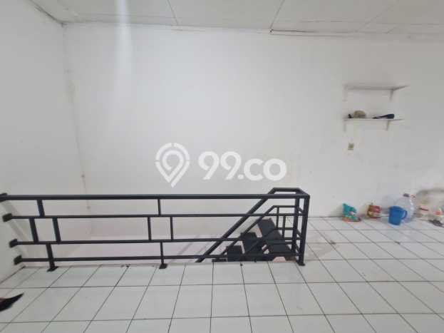 Unit Ruko Disewakan di Pondok Kelapa di Area Ramai & Strategis Unit Ruko Disewakan di Pondok Kelapa di Area Ramai & Strategis