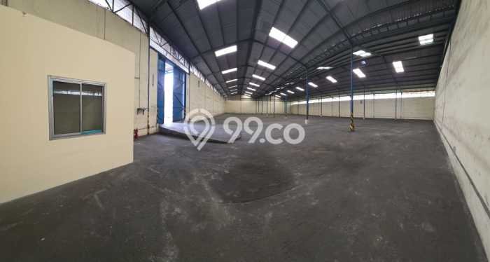 Disewakan Gudang komersial di Cakung luas bangunan 1344m2 Disewakan Gudang komersial di Cakung luas bangunan 1344m2