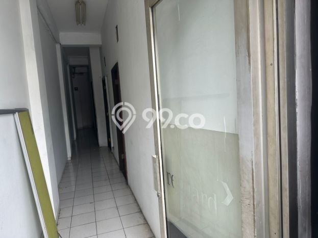 Ruko Disewa di Duren Sawit, Jakarta Timur, LT 60m2 / LB 180m2 Ruko Disewa di Duren Sawit, Jakarta Timur, LT 60m2 / LB 180m2