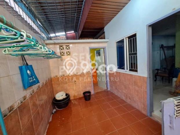 Lokasi terbaik! Rumah siap huni dikontrakkan di Senapelan LB 82m2 Lokasi terbaik! Rumah siap huni dikontrakkan di Senapelan LB 82m2