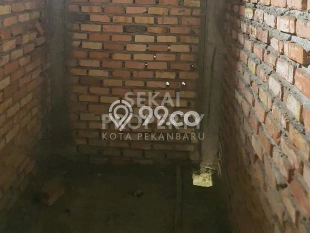 Lokasi Strategis! Dijual Ruko Bisnis di Marpoyan Damai, Pekanbaru Kondisi Baik Lokasi Strategis! Dijual Ruko Bisnis di Marpoyan Damai, Pekanbaru Kondisi Baik