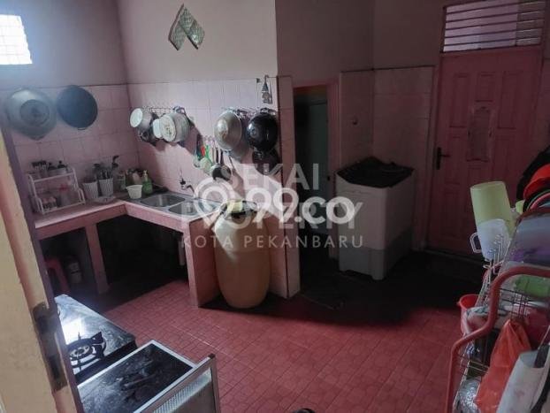 For Sale Rumah 7 Kamar Lokasi Ideal Nyaman dan Strategis di Tampan For Sale Rumah 7 Kamar Lokasi Ideal Nyaman dan Strategis di Tampan