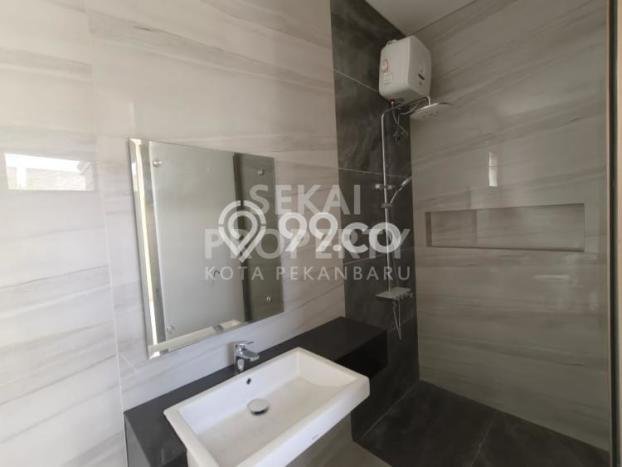Best Deal Hunian Mewah Ideal dan Luas di Marpoyan Damai, Pekanbaru Best Deal Hunian Mewah Ideal dan Luas di Marpoyan Damai, Pekanbaru