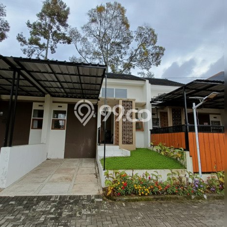 For Sale Rumah 2 Kamar Lokasi Strategis Bagus dan Strategis di Cileunyi For Sale Rumah 2 Kamar Lokasi Strategis Bagus dan Strategis di Cileunyi