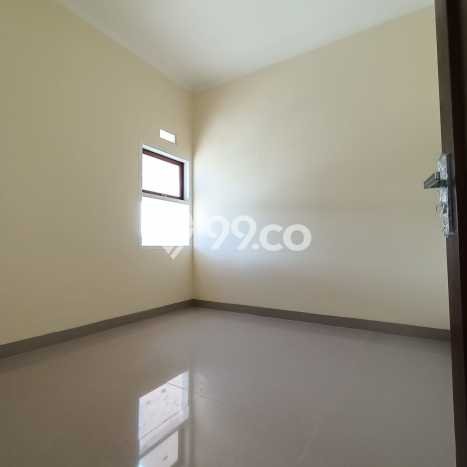 Dijual Rumah Strategis Bagus Punya 2 KT di Cicalengka Bandung SHM Dijual Rumah Strategis Bagus Punya 2 KT di Cicalengka Bandung SHM