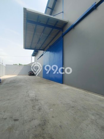 LOKASI STRATEGIS! Gudang Kawasan Kamal, Luas 480m², Pengunjung Terjamin LOKASI STRATEGIS! Gudang Kawasan Kamal, Luas 480m², Pengunjung Terjamin
