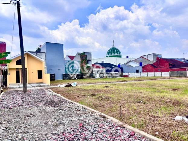 Lahan Dijual Lokasi Strategis di Bekasi dengan Luas 84m2 Lahan Dijual Lokasi Strategis di Bekasi dengan Luas 84m2