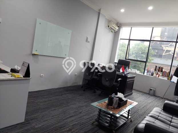 Ruko Dijual di Prime Area Jakarta Pusat Luas 225m2 Ruko Dijual di Prime Area Jakarta Pusat Luas 225m2