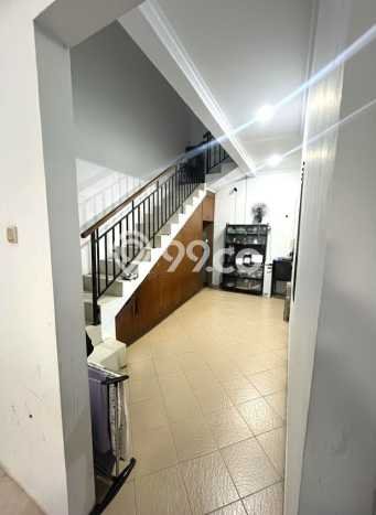 For Sale Hunian Rumah Nyaman 3 Kamar di Jatiwaringin, Jakarta Timur For Sale Hunian Rumah Nyaman 3 Kamar di Jatiwaringin, Jakarta Timur
