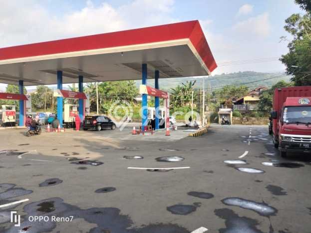 Komersial Bagus Dijual LB 1710m2 Lokasi Strategis Sukabumi Area Cocok untuk Berbisnis Komersial Bagus Dijual LB 1710m2 Lokasi Strategis Sukabumi Area Cocok untuk Berbisnis