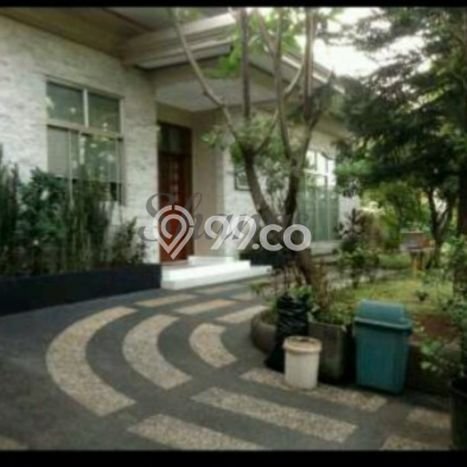 Siap Huni Rumah Mewah 4 Kamar di Kebayoran Baru Dekat ke Mana Pun Siap Huni Rumah Mewah 4 Kamar di Kebayoran Baru Dekat ke Mana Pun