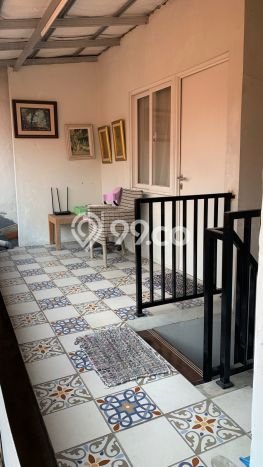 Hunian Cantik Modern Lb 180m2 di Pondok Aren, Tangerang Selatan Hunian Cantik Modern Lb 180m2 di Pondok Aren, Tangerang Selatan