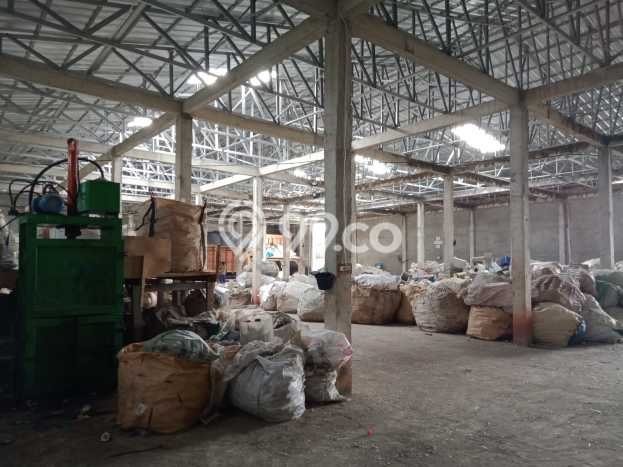 Unit Gudang Dijual di Karawang Barat Karawang Luas Tanah 2191m2, Luas Bangunan 1000m2 Unit Gudang Dijual di Karawang Barat Karawang Luas Tanah 2191m2, Luas Bangunan 1000m2