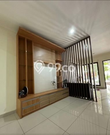 Jarang Ada! Rumah Sewa 5 Kamar Nyaman Siap Huni Bekasi Jarang Ada! Rumah Sewa 5 Kamar Nyaman Siap Huni Bekasi