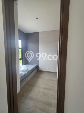Jual Rumah Strategis Bagus Punya 3 KT di BSD Tangerang Selatan SHM Jual Rumah Strategis Bagus Punya 3 KT di BSD Tangerang Selatan SHM